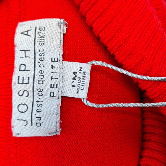 Joseph A. QUEST-CE QUE CEST SILK? Petite M Women's w/Tags Turtleneck Scarlet Red - Picture 4 of 7